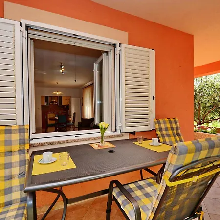 Apartamento Dunatov