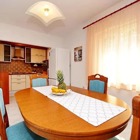 Dunatov Apartment